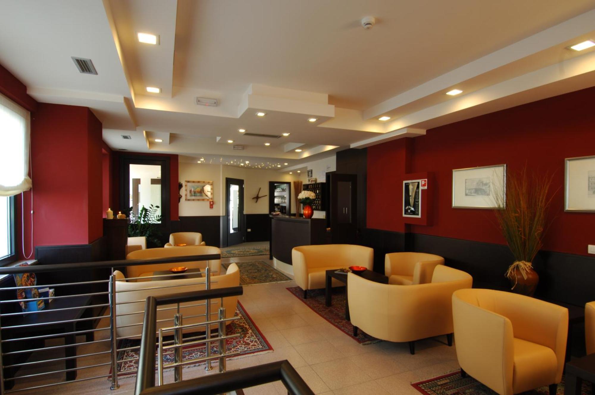 Hotel Alberello Riva del Garda Luaran gambar